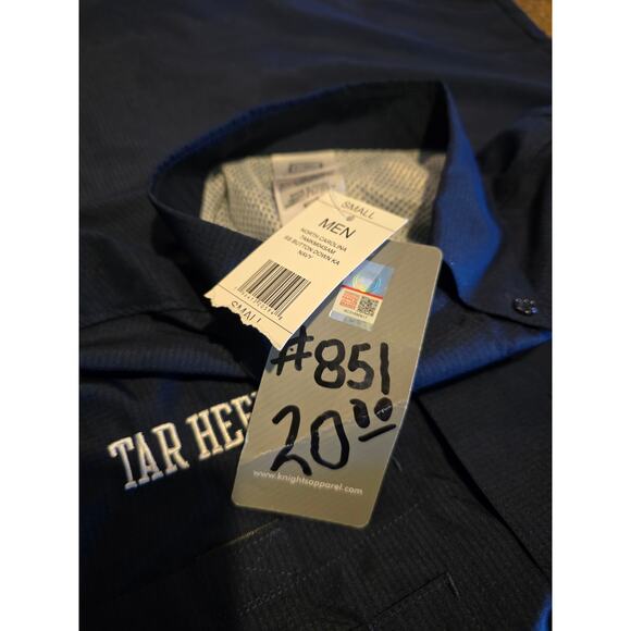 Pro Edge UNC Tar Heels Shirt Men Sz S Navy Button Down Vented Pockets NWT - Picture 9 of 9